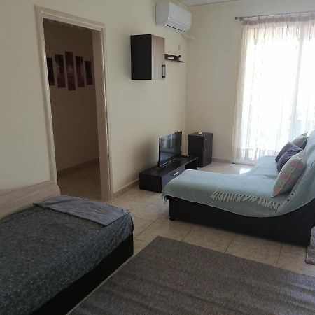 Treasures B&B Paloukia Buitenkant foto
