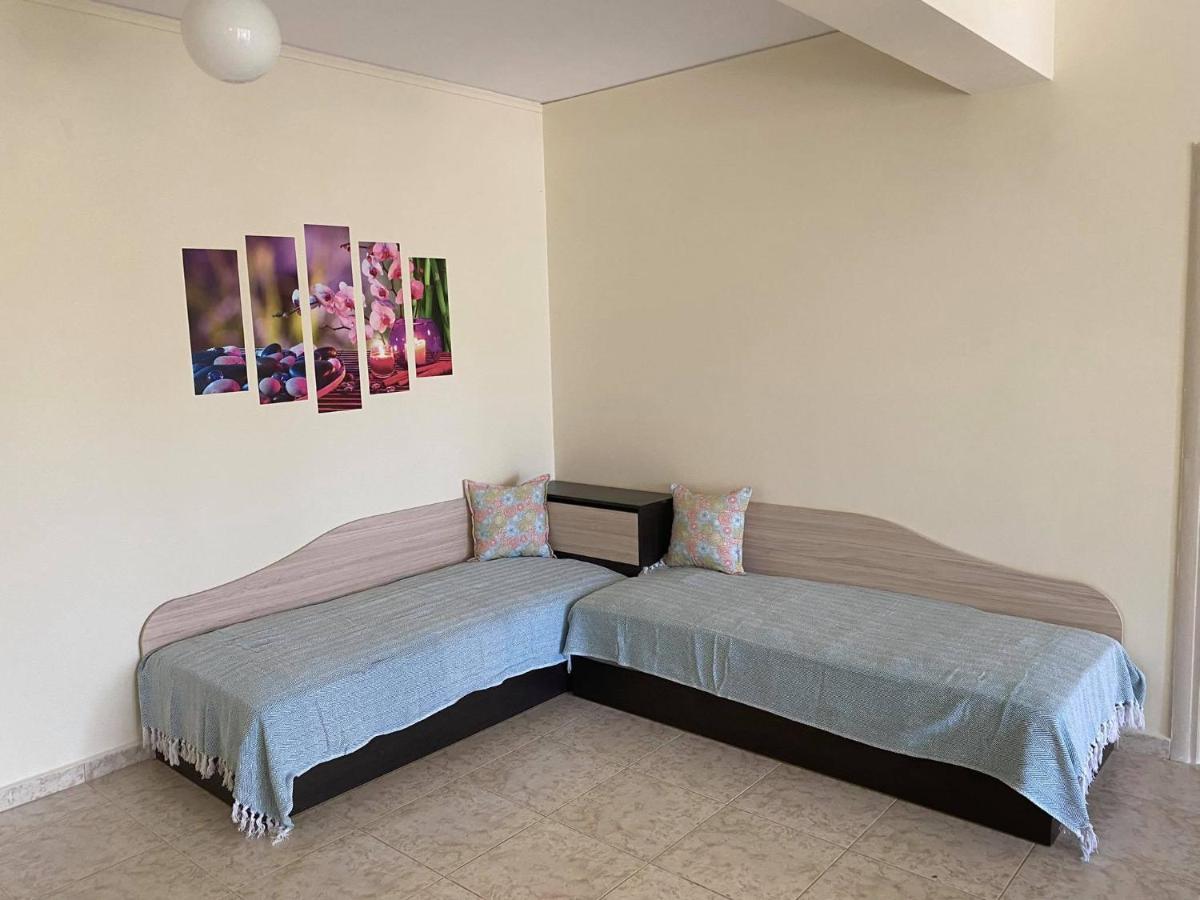 Treasures B&B Paloukia Buitenkant foto